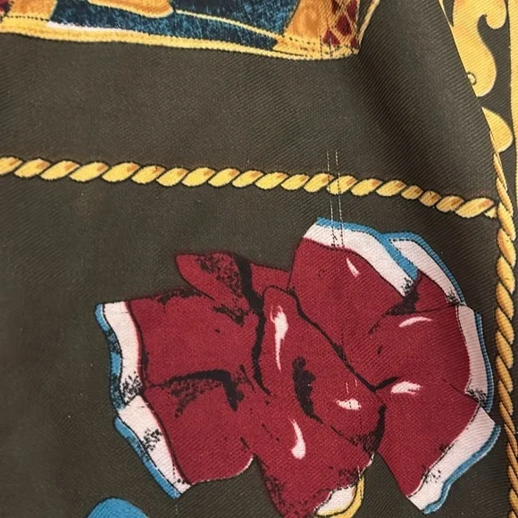 Vintage Baroque vintage scarf - Picture 8 of 16